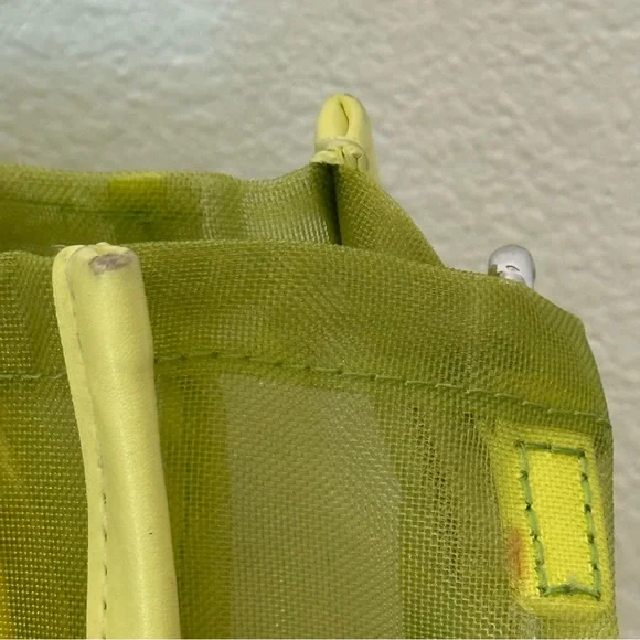 Marc Jacobs Nylon The Mesh Medium Tote Bag Fluo Yellow - Picture 11 of 17